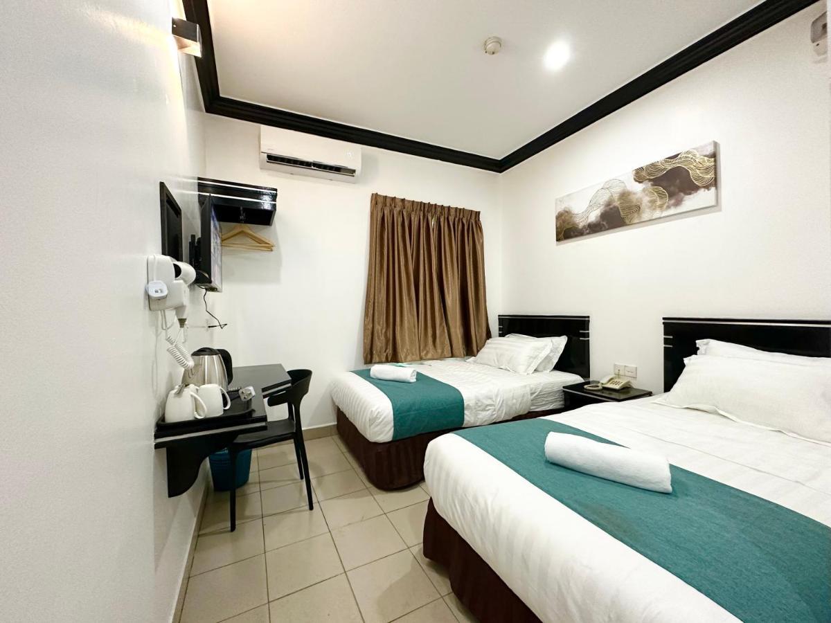 Hotel Tourist City Centre By Hotspot Essential Kota Kinabalu Ngoại thất bức ảnh