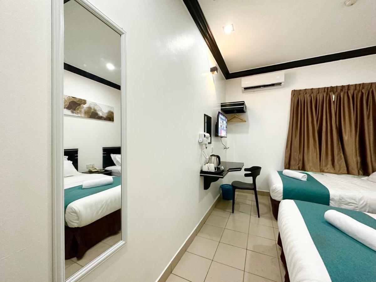Hotel Tourist City Centre By Hotspot Essential Kota Kinabalu Ngoại thất bức ảnh