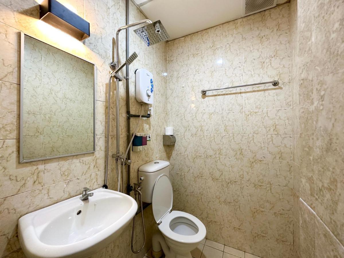Hotel Tourist City Centre By Hotspot Essential Kota Kinabalu Ngoại thất bức ảnh