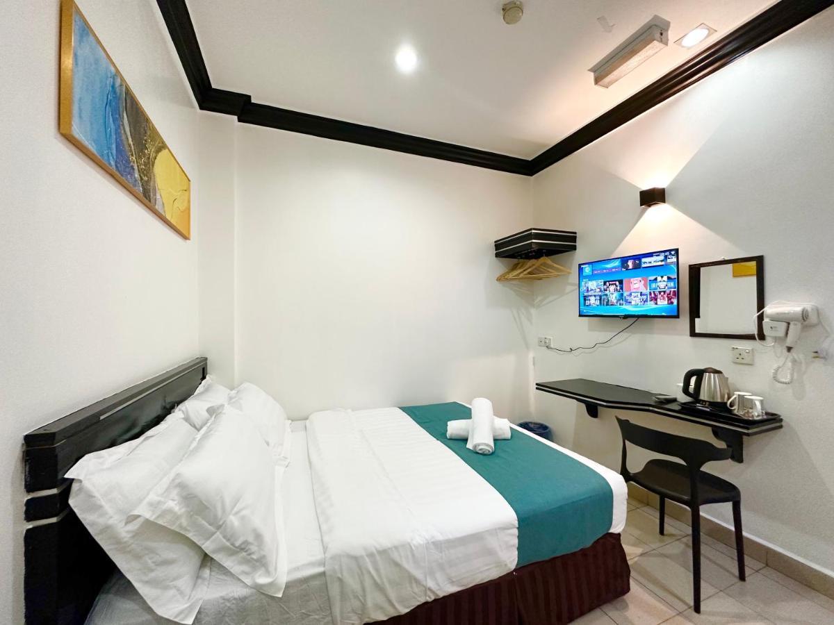 Hotel Tourist City Centre By Hotspot Essential Kota Kinabalu Ngoại thất bức ảnh