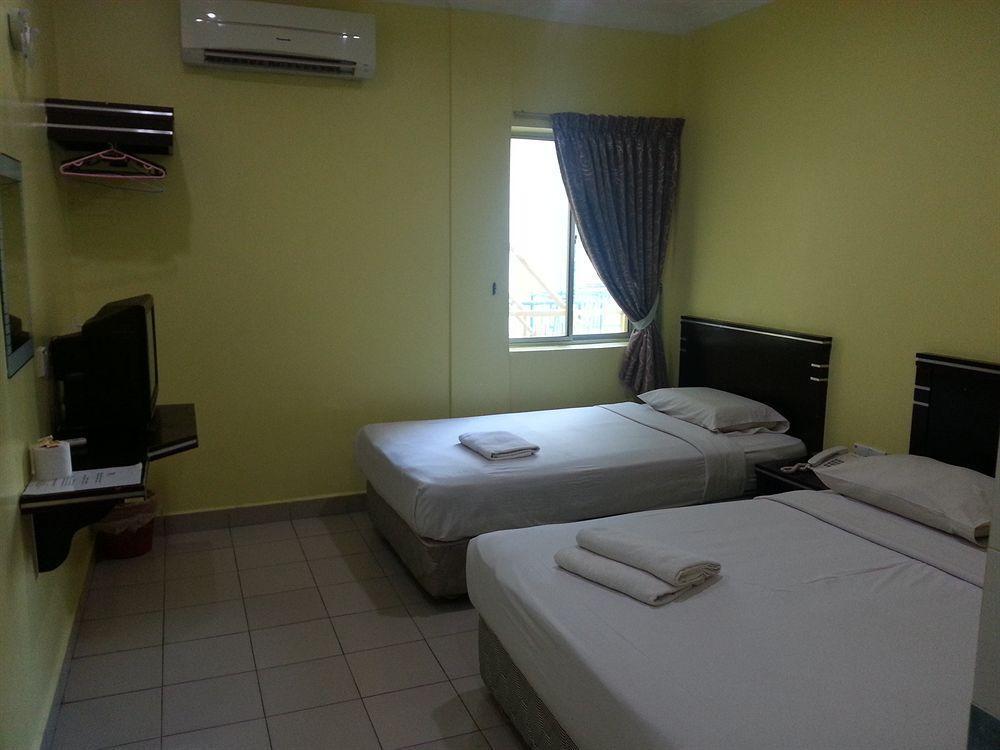 Hotel Tourist City Centre By Hotspot Essential Kota Kinabalu Ngoại thất bức ảnh