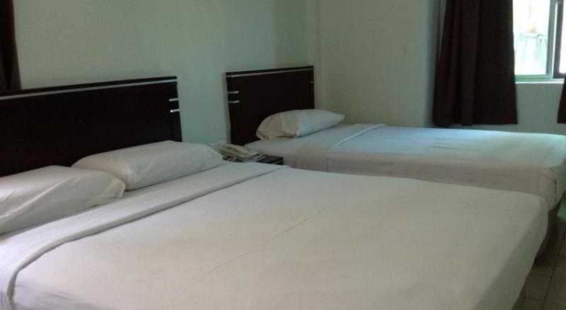 Hotel Tourist City Centre By Hotspot Essential Kota Kinabalu Ngoại thất bức ảnh