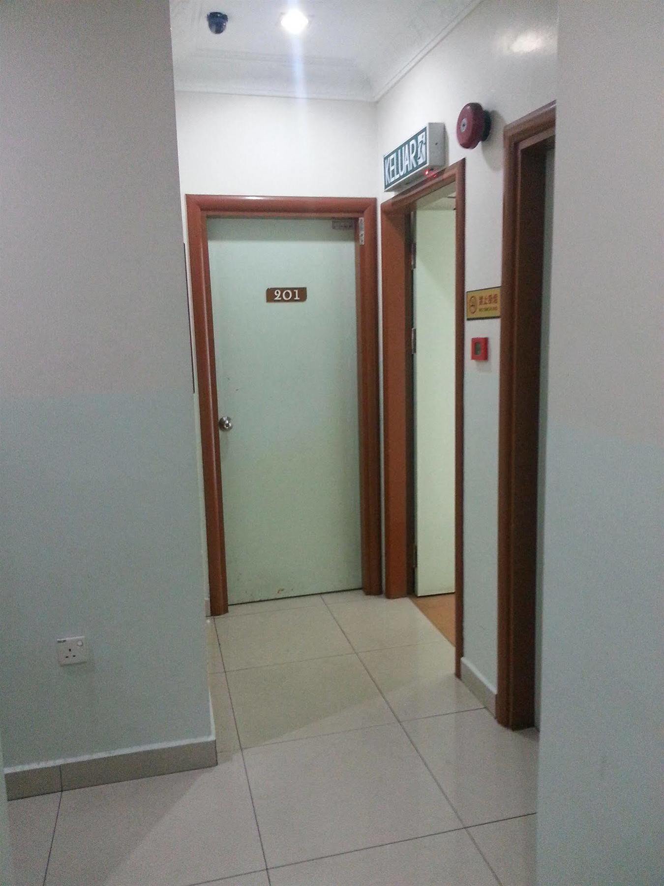 Hotel Tourist City Centre By Hotspot Essential Kota Kinabalu Ngoại thất bức ảnh